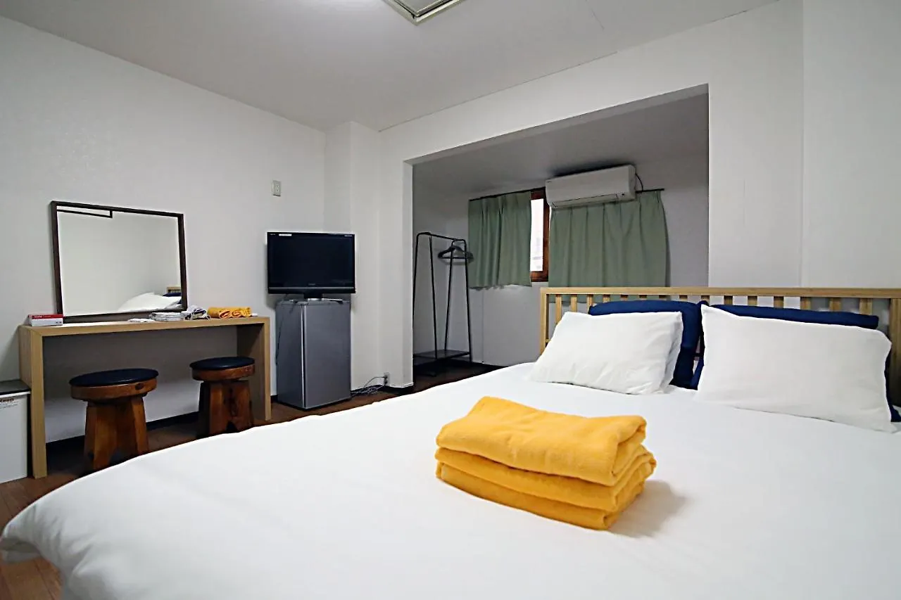 Hotel Tokyo House Inn - Vacation Stay 52056V